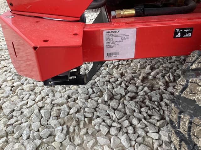 Image of Gravely ZTHD60 equipment image 4