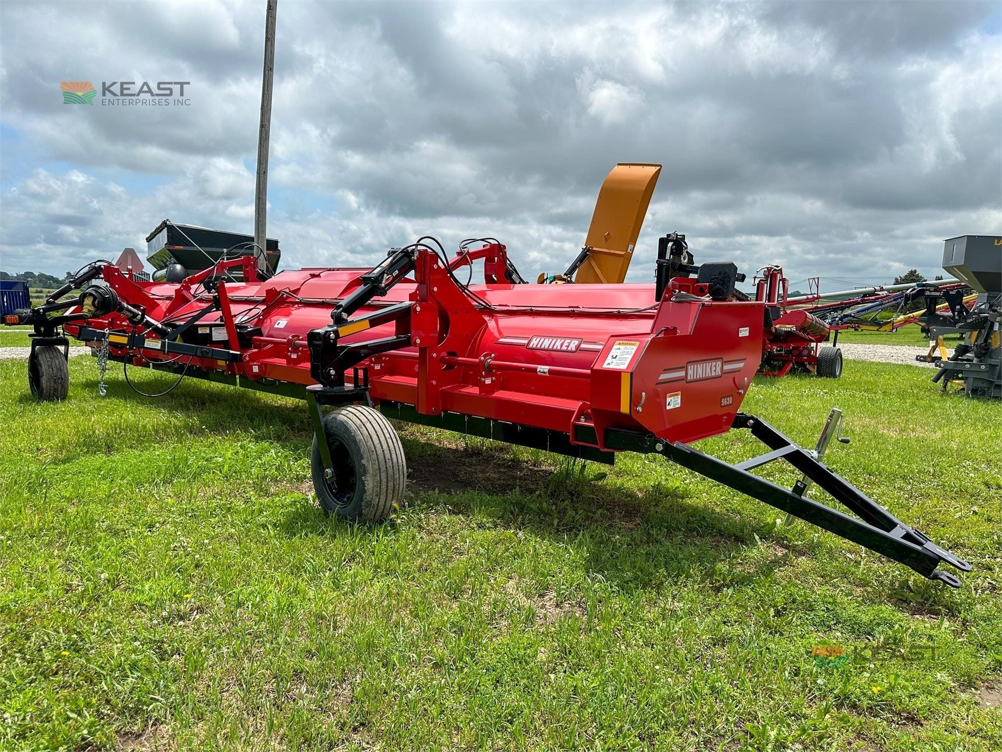 2026 Hiniker 5630 Equipment Image0