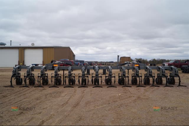 Image of Hiniker 6500 equipment image 3