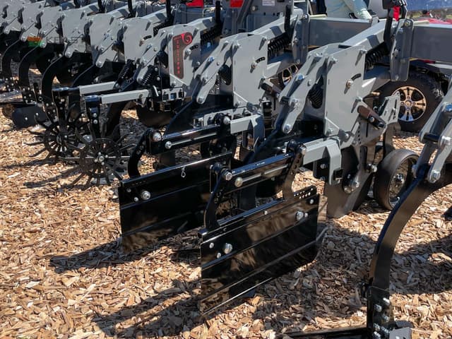 Image of Hiniker 6500 equipment image 4