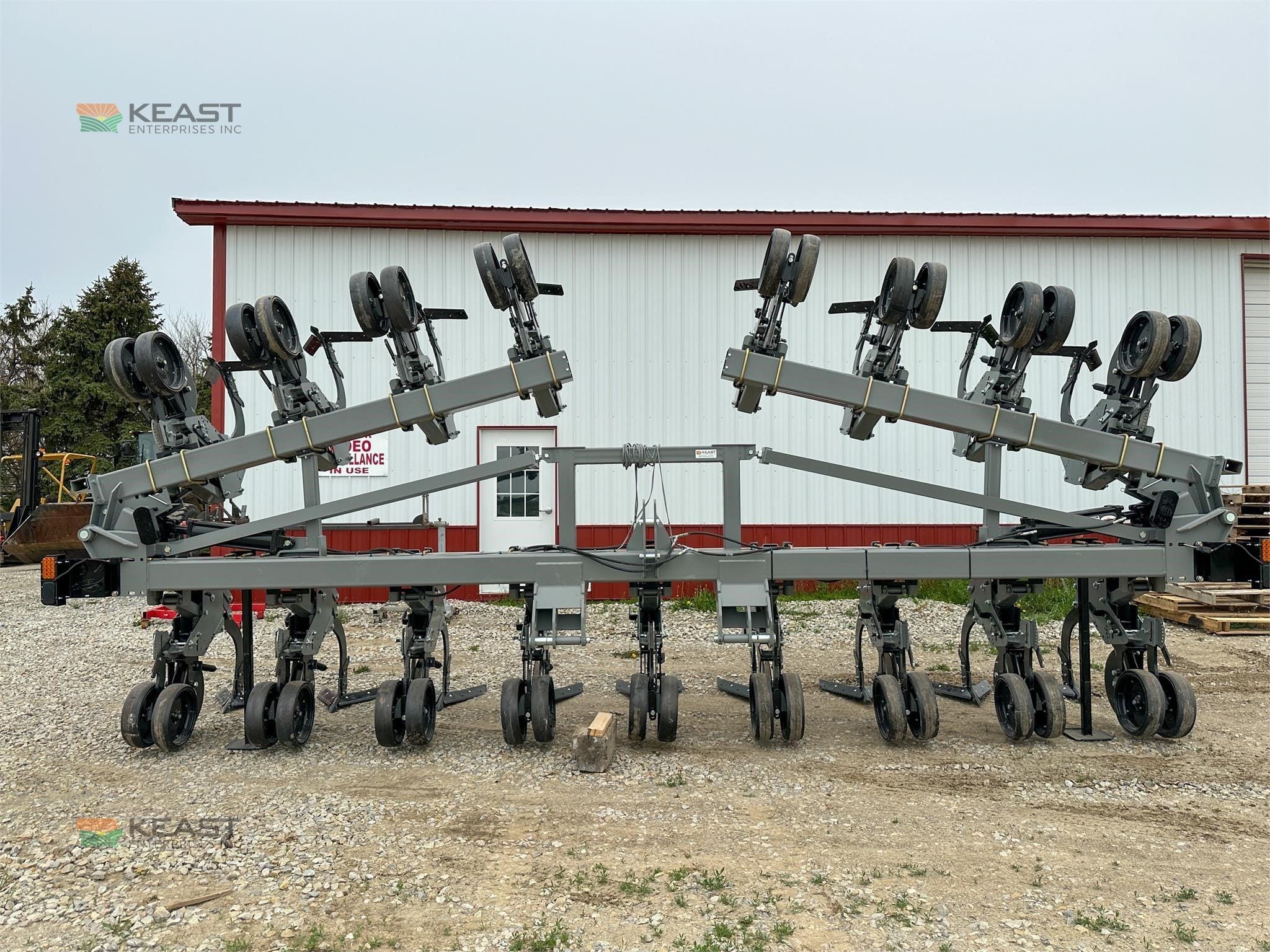 2026 Hiniker 6500 Equipment Image0