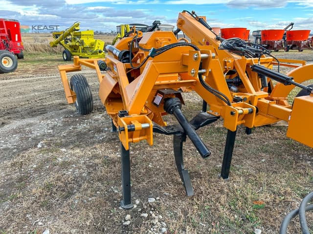 Image of Hurricane 3PT42 equipment image 2
