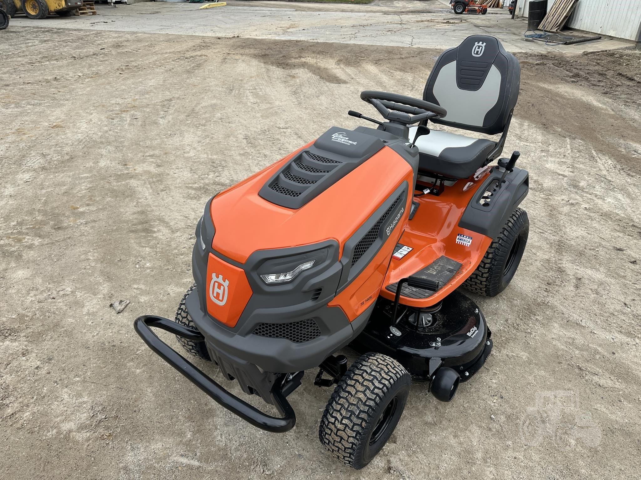 2026 Husqvarna TS140X Equipment Image0