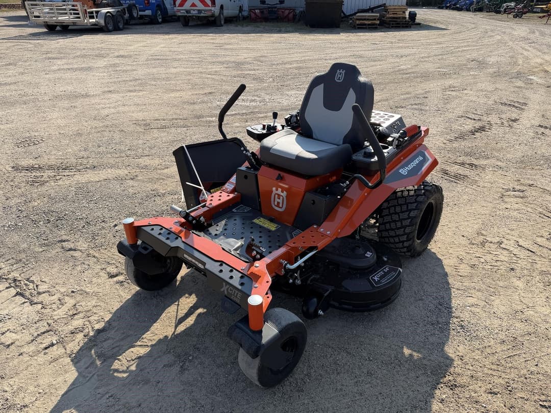 Image of Husqvarna XCITE Z345 Primary image