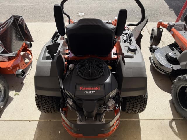 Image of Husqvarna Z248F equipment image 3