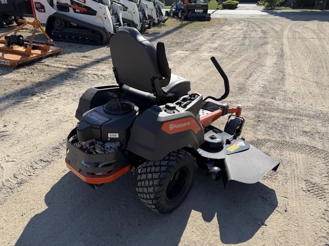 Image of Husqvarna Z275X equipment image 4