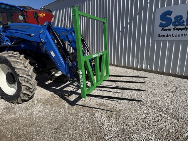 Image of Hustler LiftMax LM160 equipment image 4