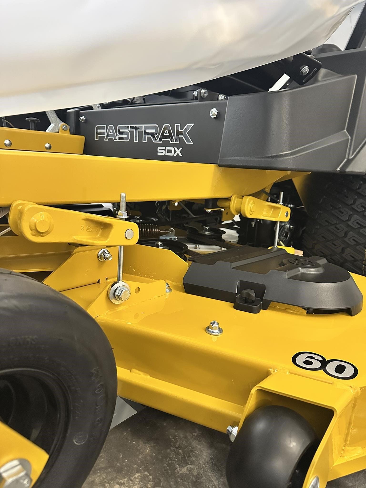2026 Hustler FasTrak SDX Equipment Image0