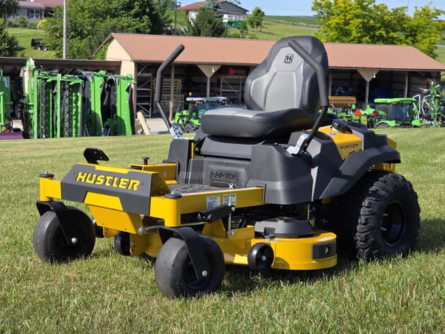 Image of Hustler Raptor equipment image 1
