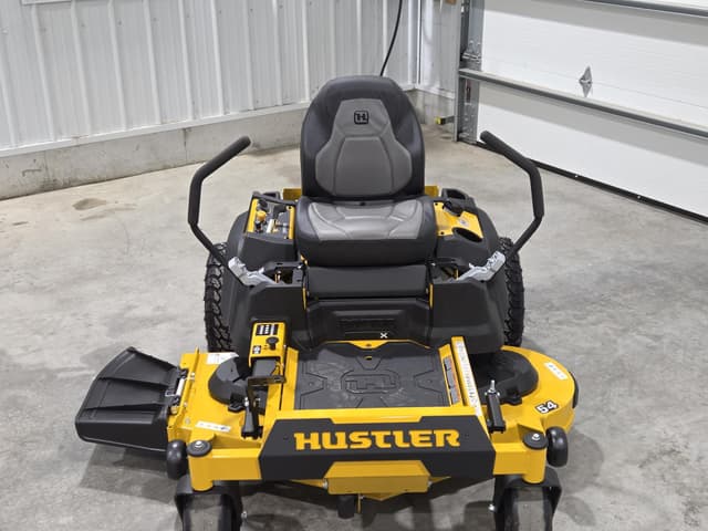 Image of Hustler Raptor X equipment image 3