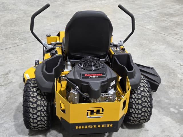 Image of Hustler Raptor X equipment image 4
