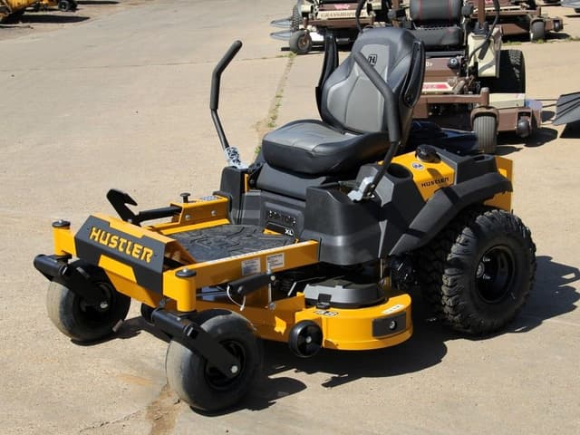 Image of Hustler Raptor XL equipment image 2