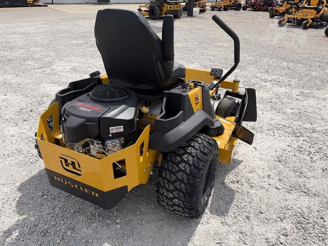 Image of Hustler Raptor XL equipment image 2