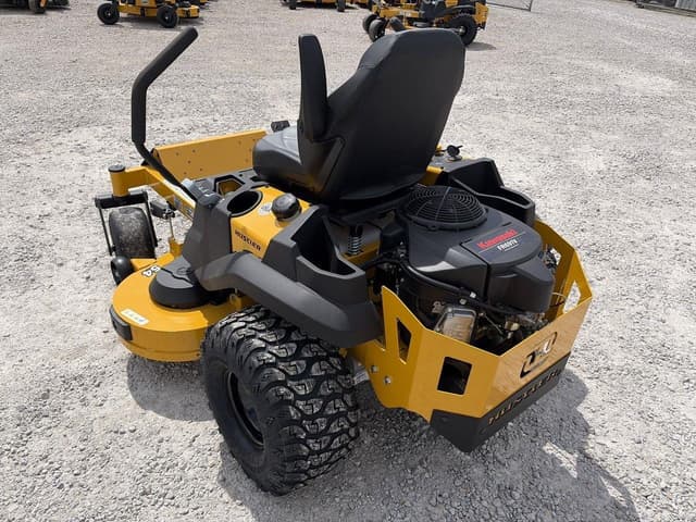 Image of Hustler Raptor equipment image 4