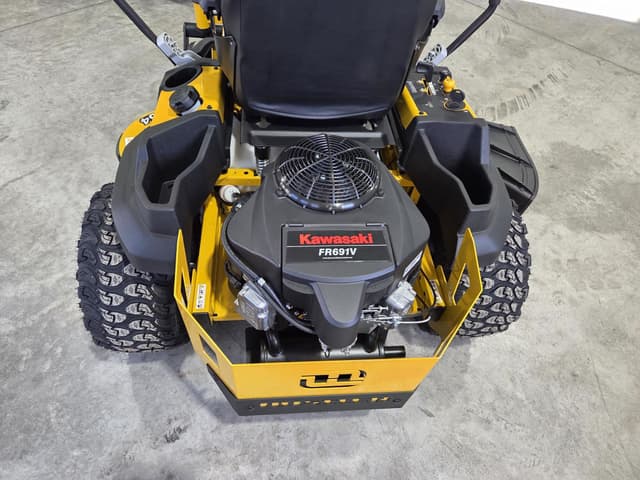 Image of Hustler Raptor XL equipment image 4