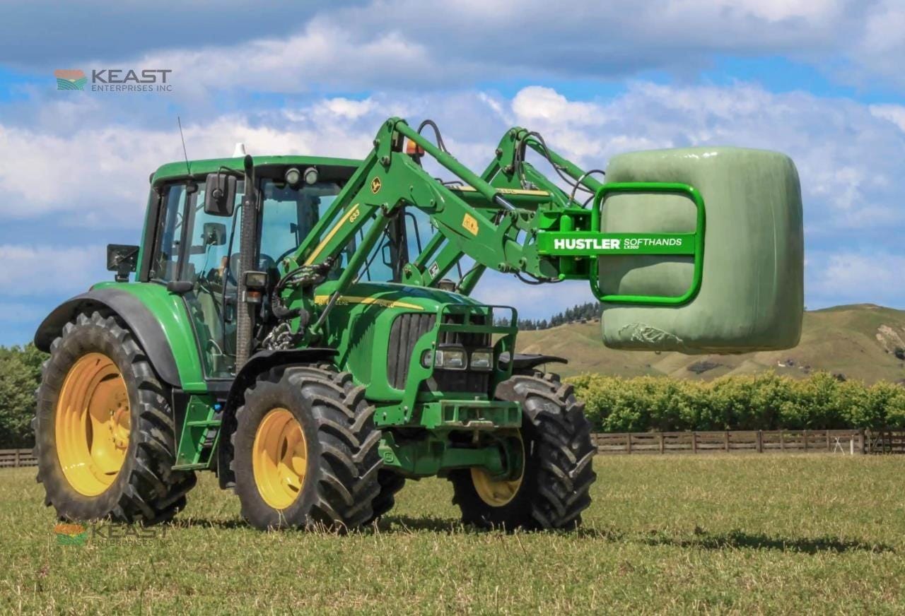 2026 Hustler Softhands LX200 Equipment Image0