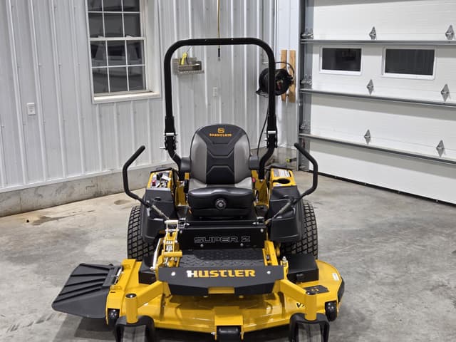 Image of Hustler Super Z equipment image 2