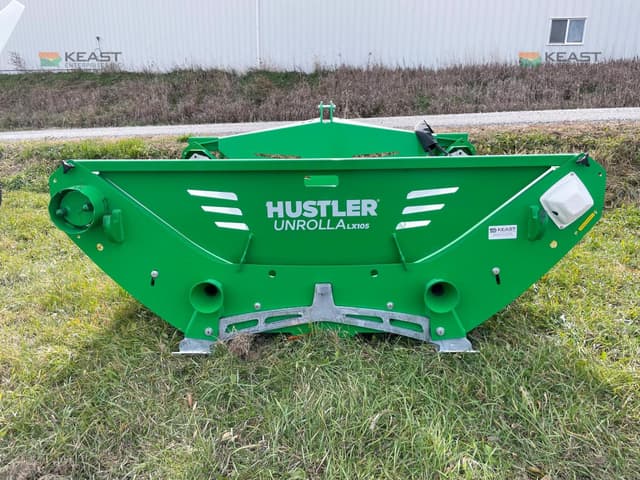 Image of Hustler Unrolla LX105 equipment image 1