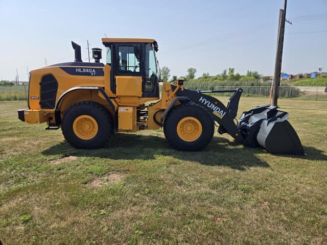 Image of Hyundai HL940AXT equipment image 4