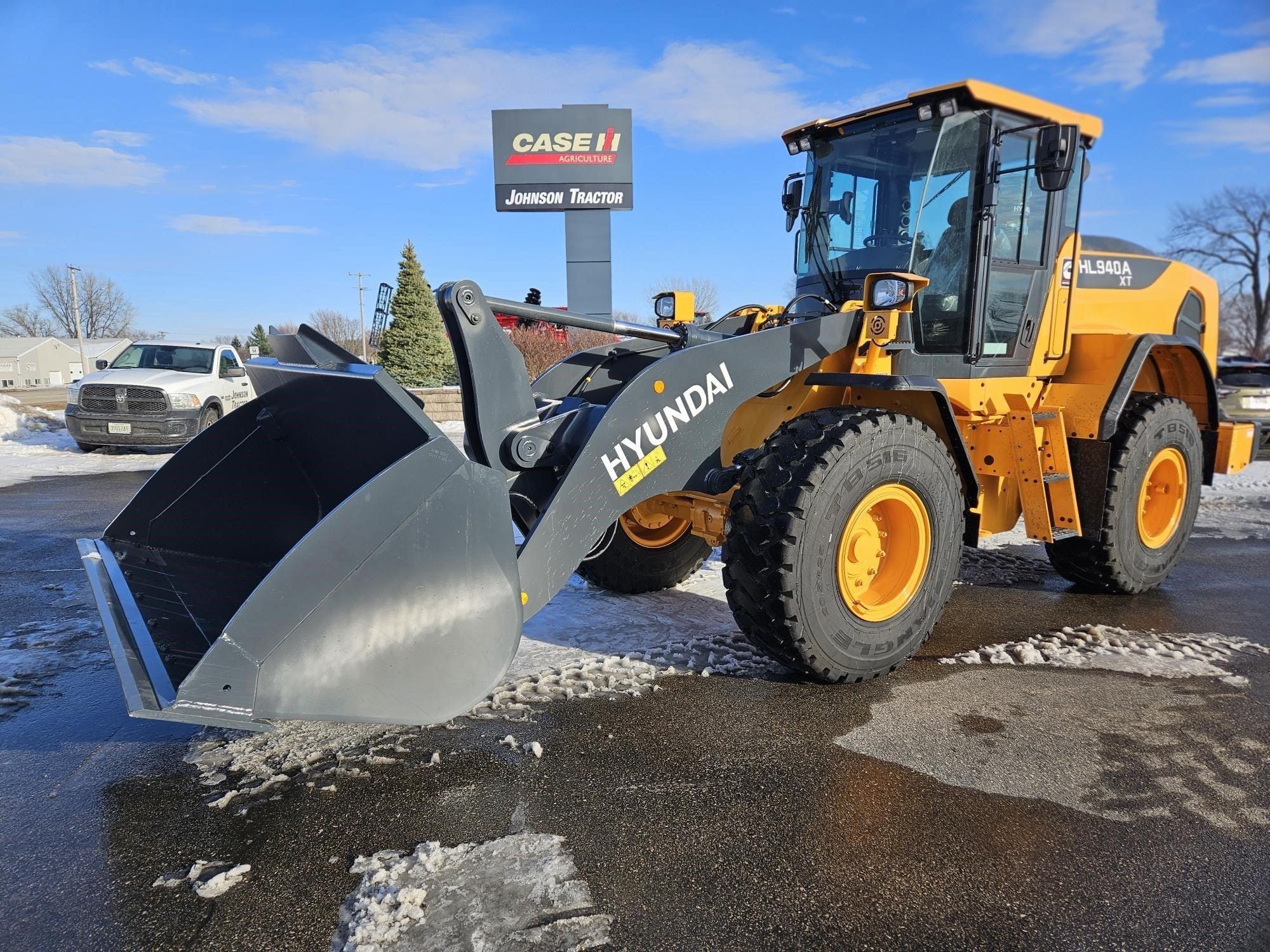 Main image Hyundai HL940AXT