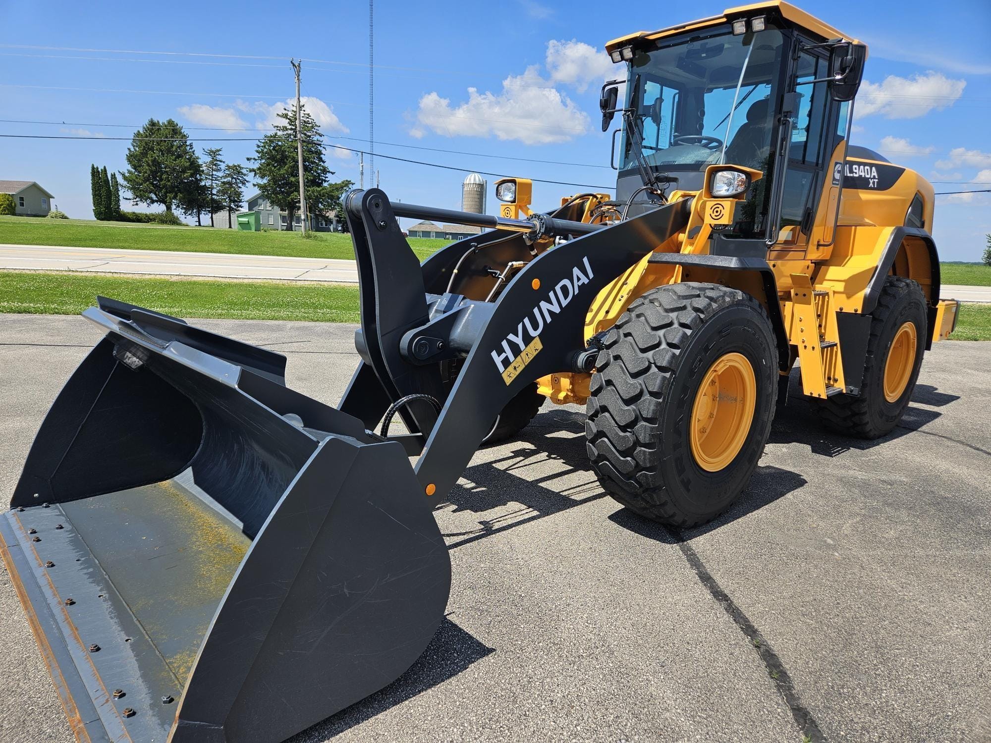Main image Hyundai HL940AXT
