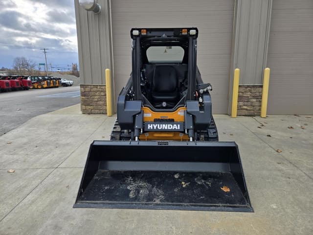 Image of Hyundai HT100V equipment image 2