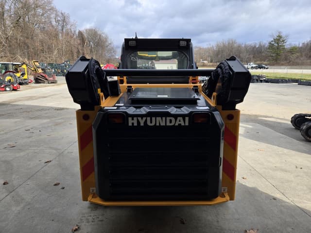 Image of Hyundai HT100V equipment image 4