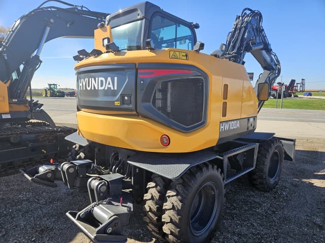 Image of Hyundai HW100A equipment image 2