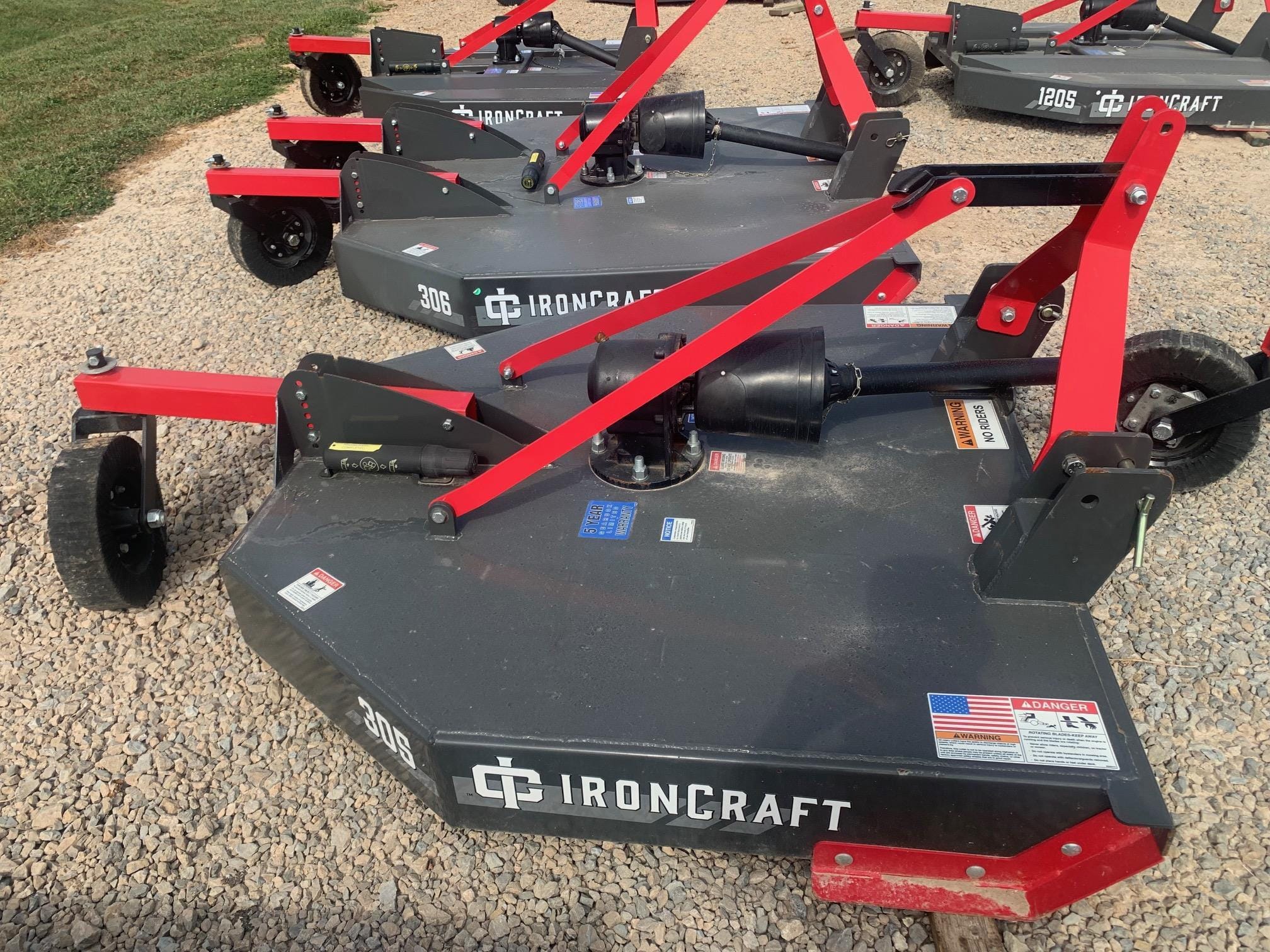 2026 IronCraft 305 Equipment Image0