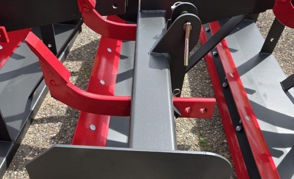 IronCraft 3105 Equipment Image0