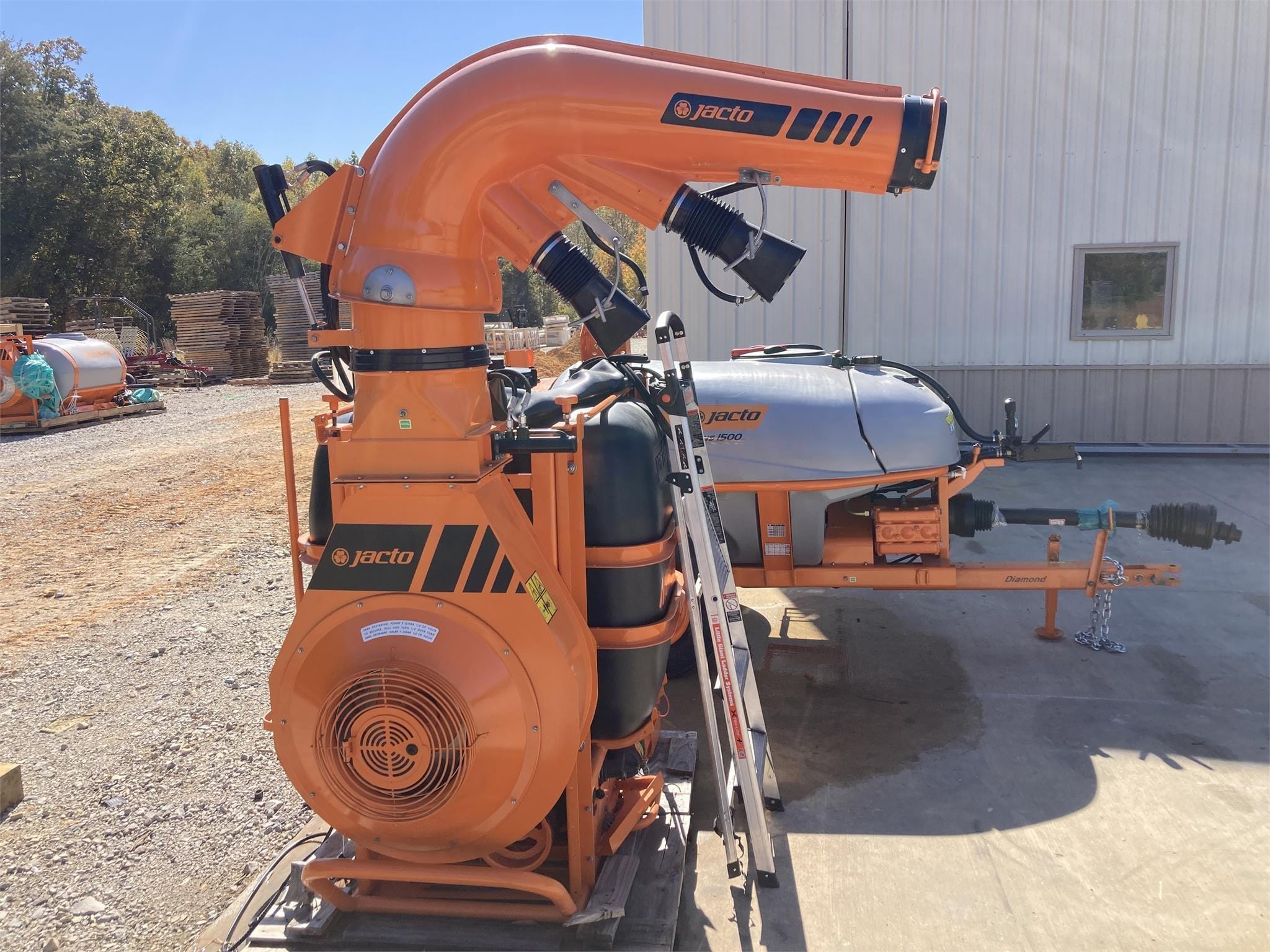 Main image Jacto J600