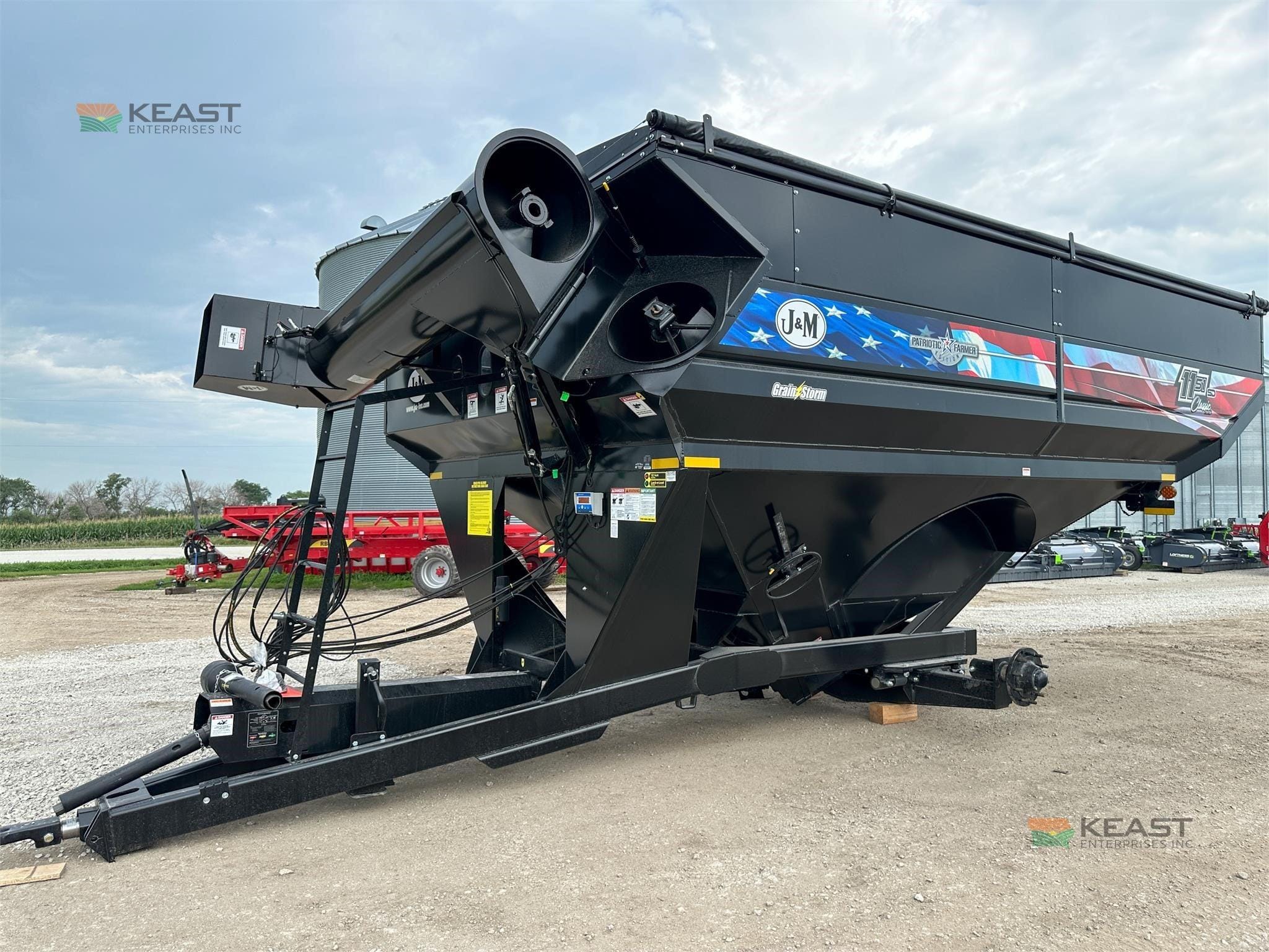 2026 J&M 1112-20S Equipment Image0