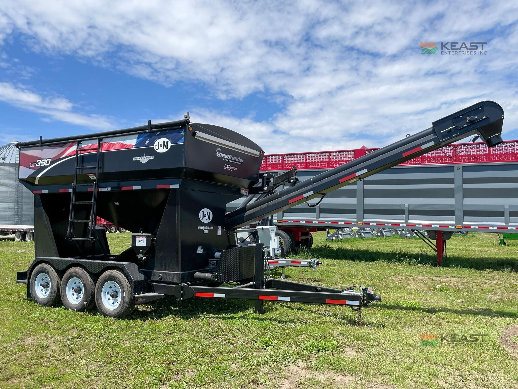 2026 J&M 390ST Equipment Image0
