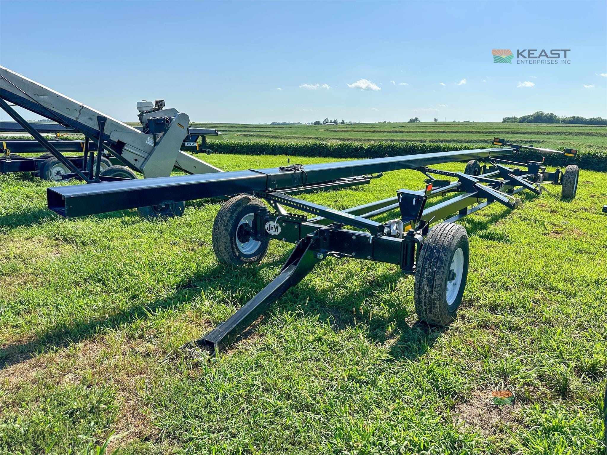 2026 J&M 4WS15 Equipment Image0