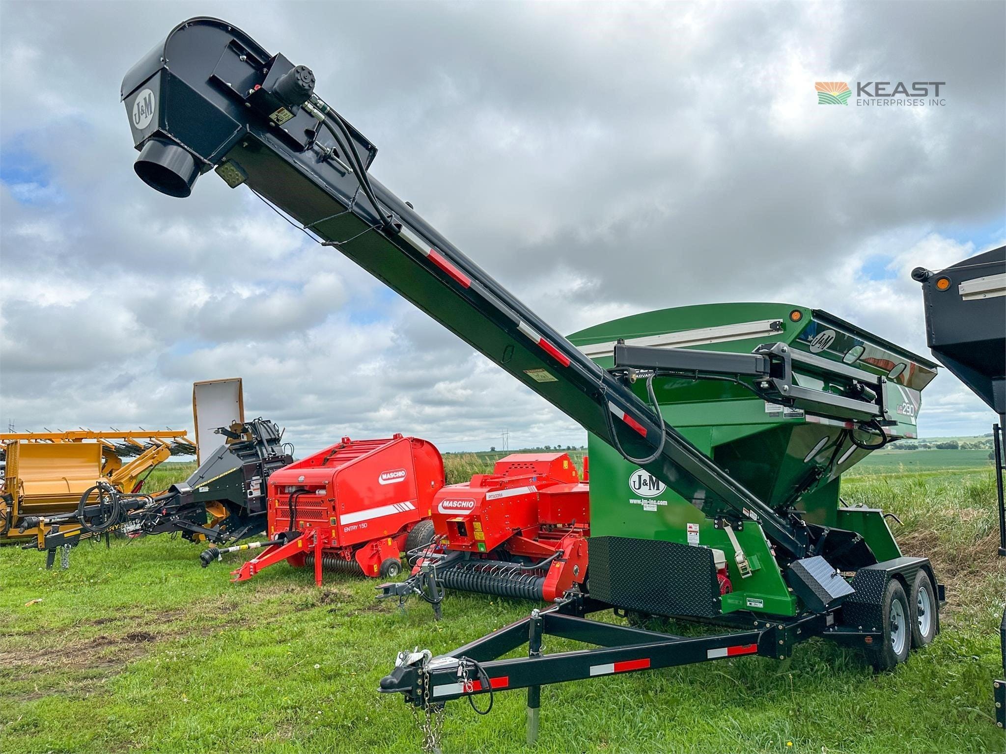 2026 J&M LC290 Equipment Image0