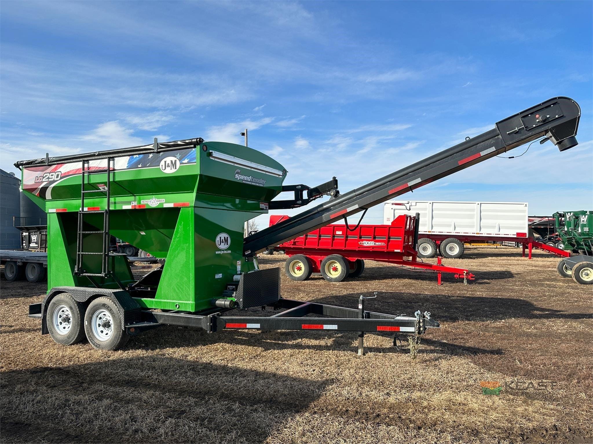 2026 J&M LC290 Equipment Image0
