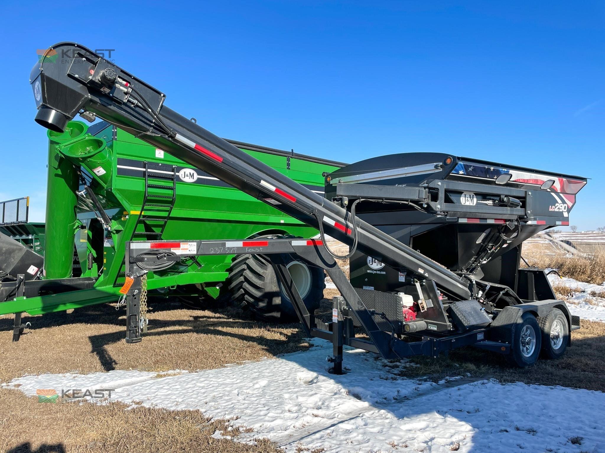 2026 J&M LC290 Equipment Image0