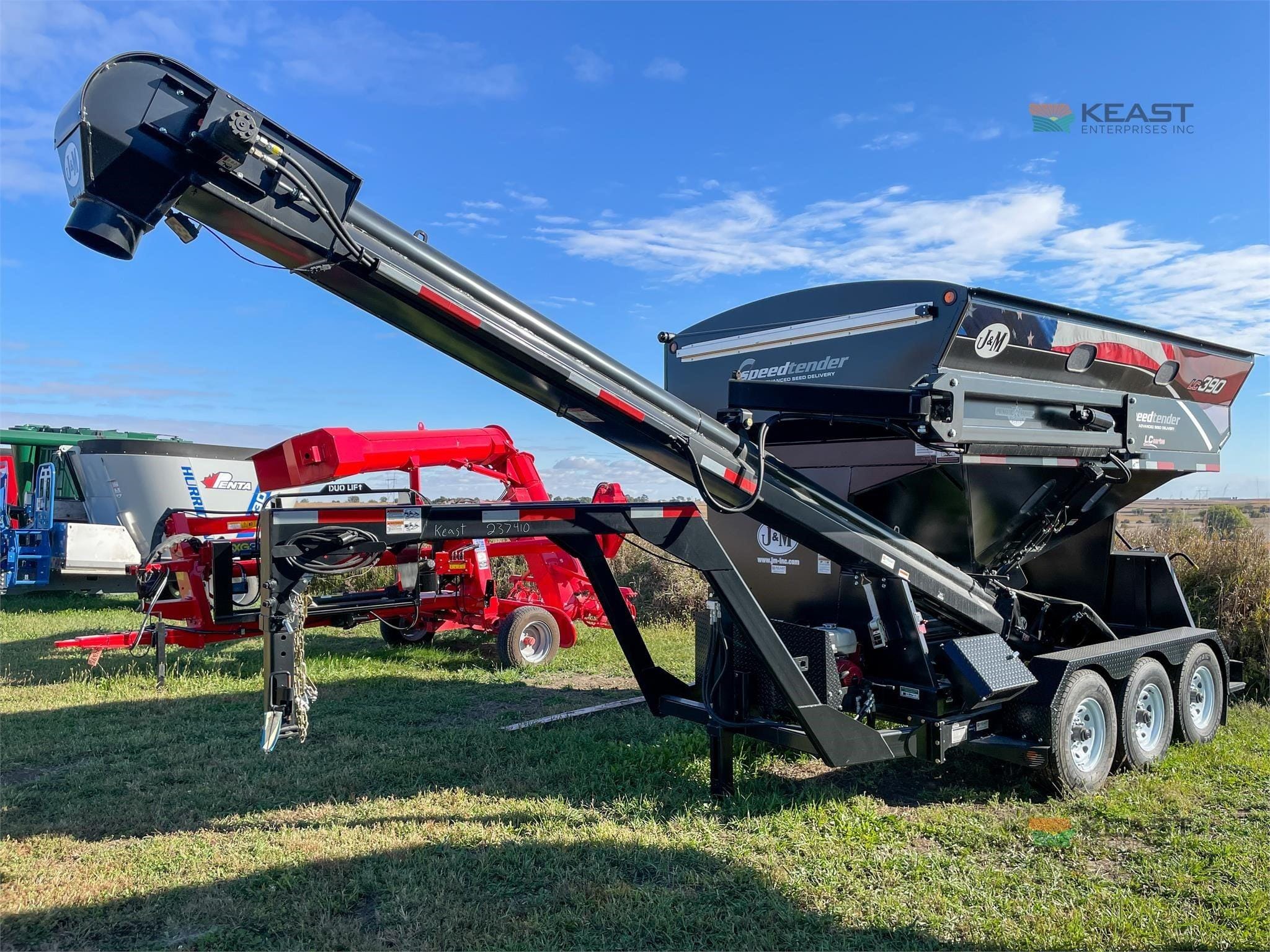 2026 J&M LC390 Equipment Image0