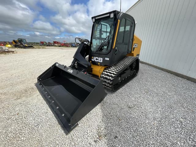 Image of JCB 400T equipment image 3