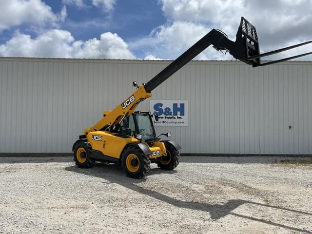 Image of JCB 525-60 equipment image 1