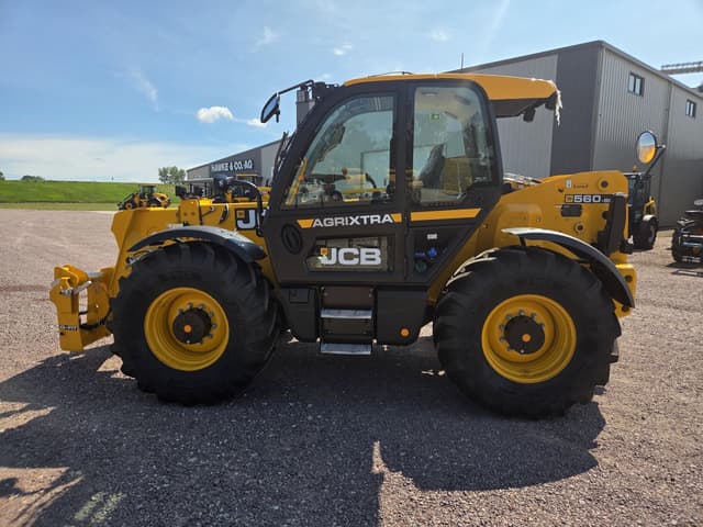 Image of JCB 560-80 Agri Super equipment image 1