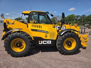 2026 JCB 560-80 Agri Super Image