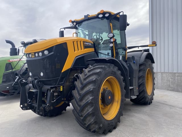 Image of JCB Fastrac 8330 equipment image 1