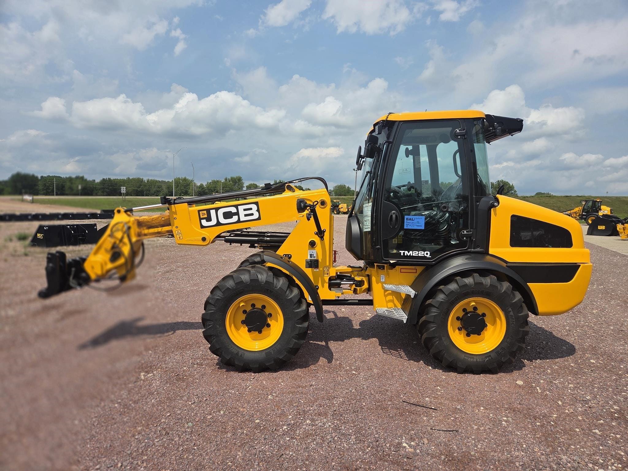 2026 JCB TM220 Agri Equipment Image0