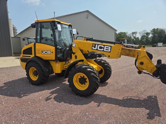 Image of JCB TM220 Agri equipment image 1