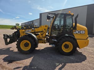 2026 JCB TM320 Agri Image