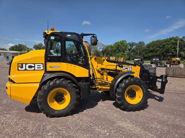Image of JCB TM320 Agri equipment image 1