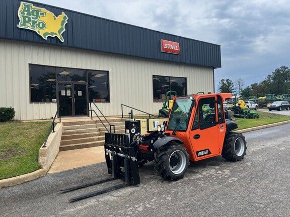 2026 JLG AG519 Equipment Image0