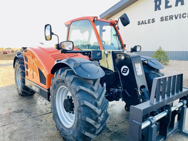 Image of JLG AG823 equipment image 1