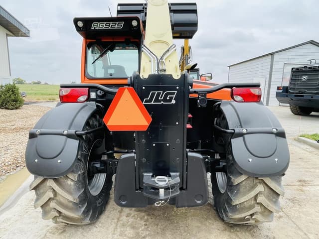 Image of JLG AG925 equipment image 3